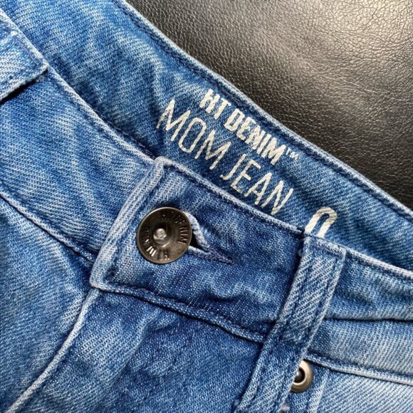 HT Denim: Indigo Destructed Mom Jeans (Size: 0) NWOT - Picture 9 of 12